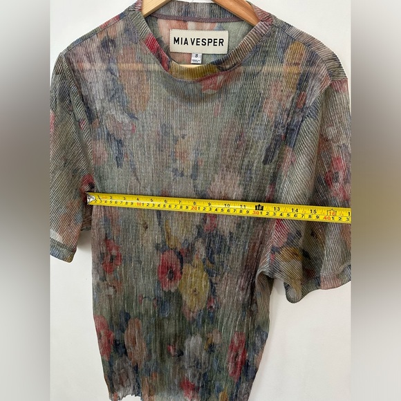 Mia Vesper Monet Plisse Tee - Picture 5 of 7